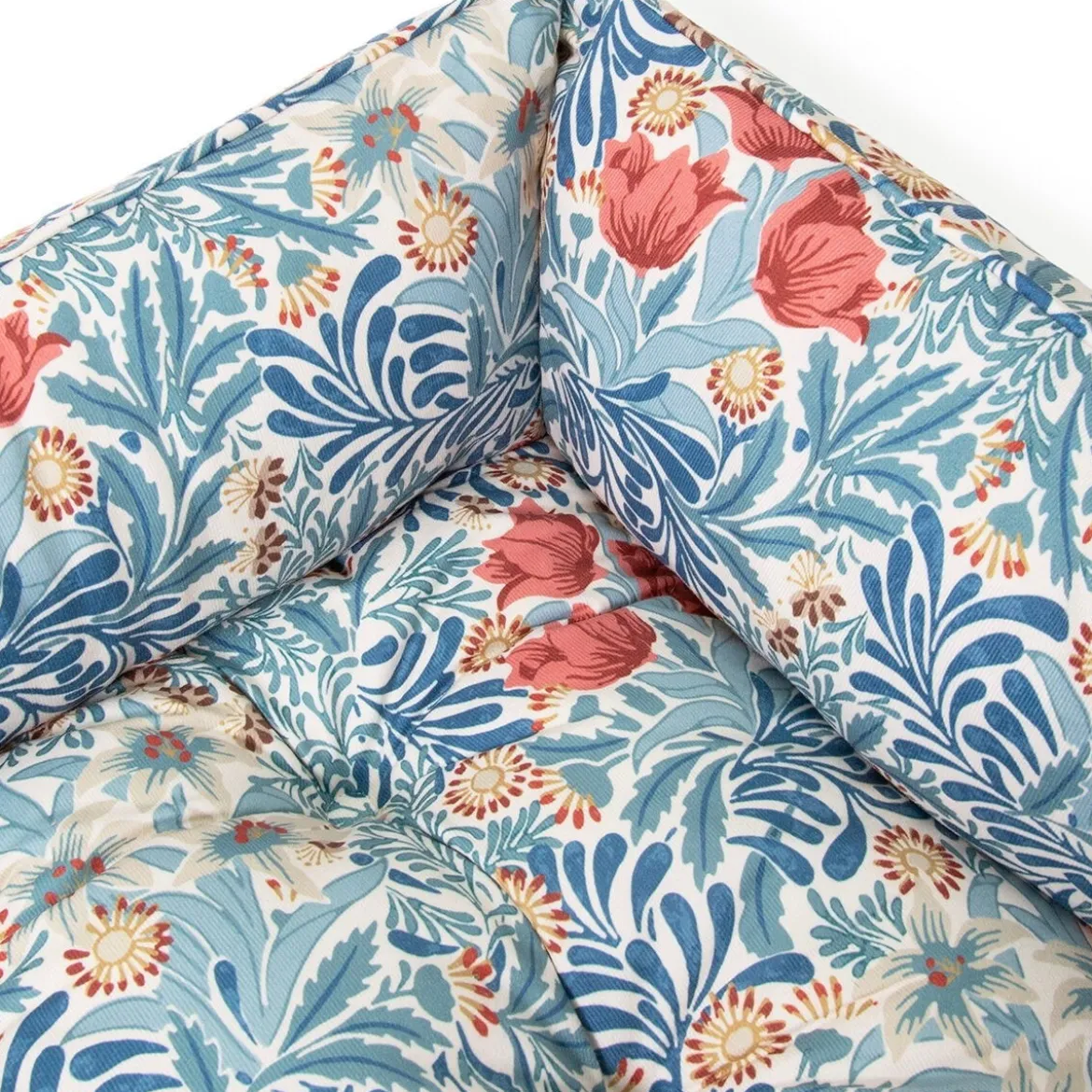MORRIS & CO Bower koiran reunallinen peti