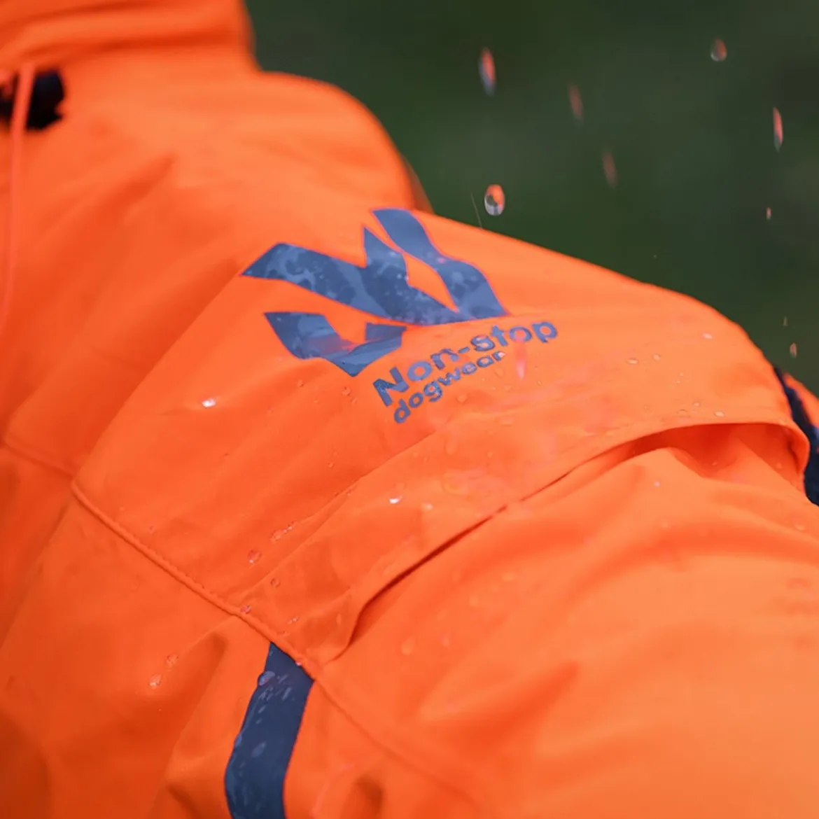 Non-stop dogwear Fjord 2.0 sadehaalari koiralle