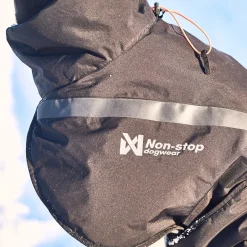 Non-Stop Trekking koiran talvitakki, musta