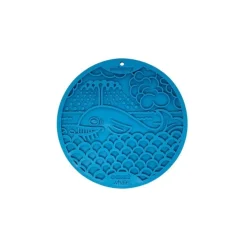 Nuolumatto imukupeilla SodaPup Whale