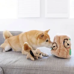 Outward Hound Hide A Squirrel