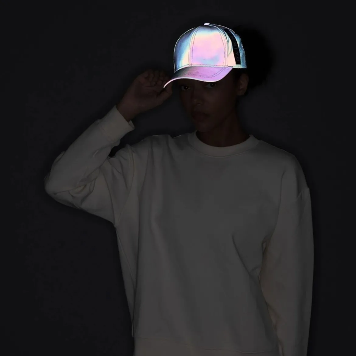 PAIKKA Visibility lippis
