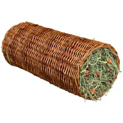 Pajutunneli heinällä Trixie